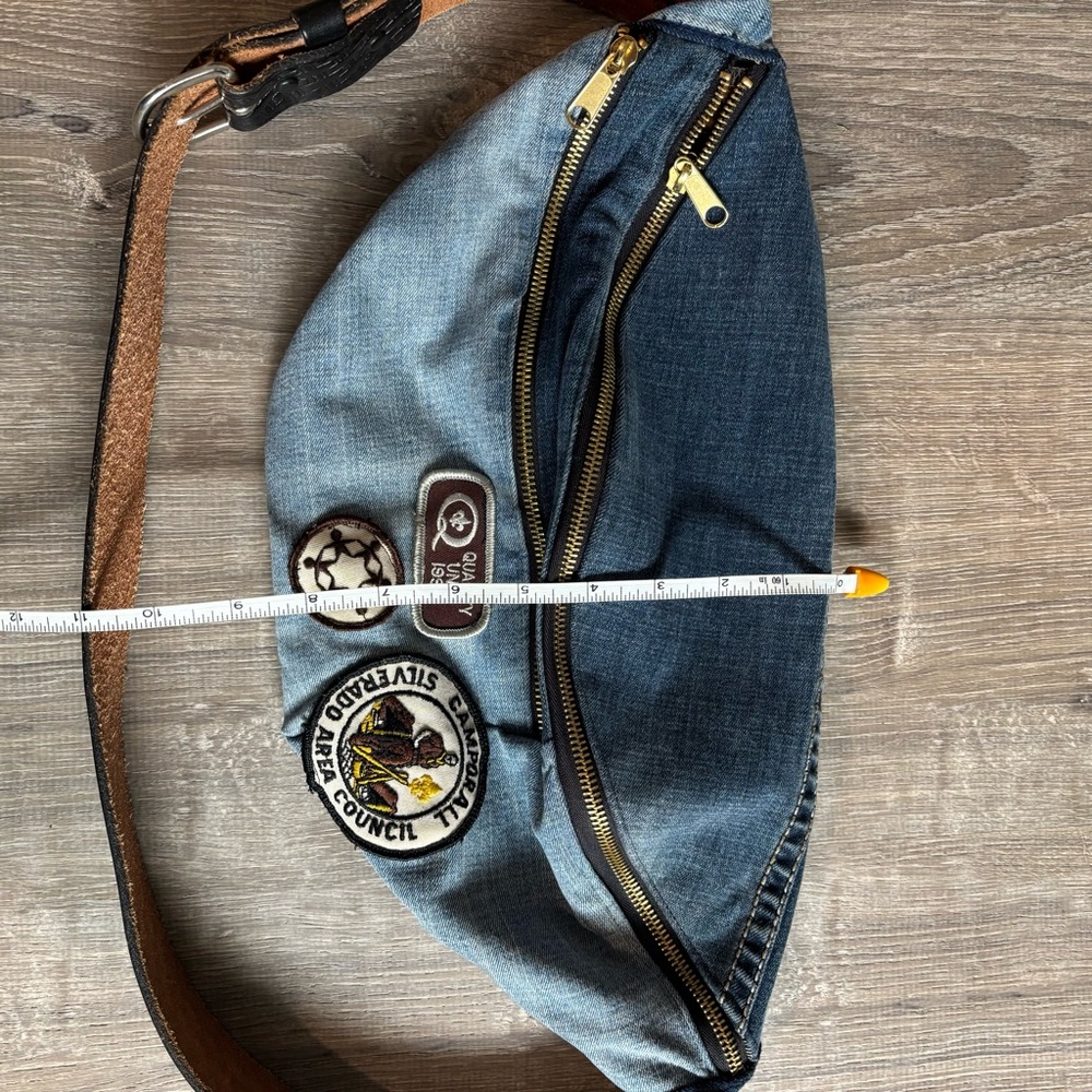 Hand Crafted Crossbody Bag with Denim and Leather belt - Picture 4 of 4